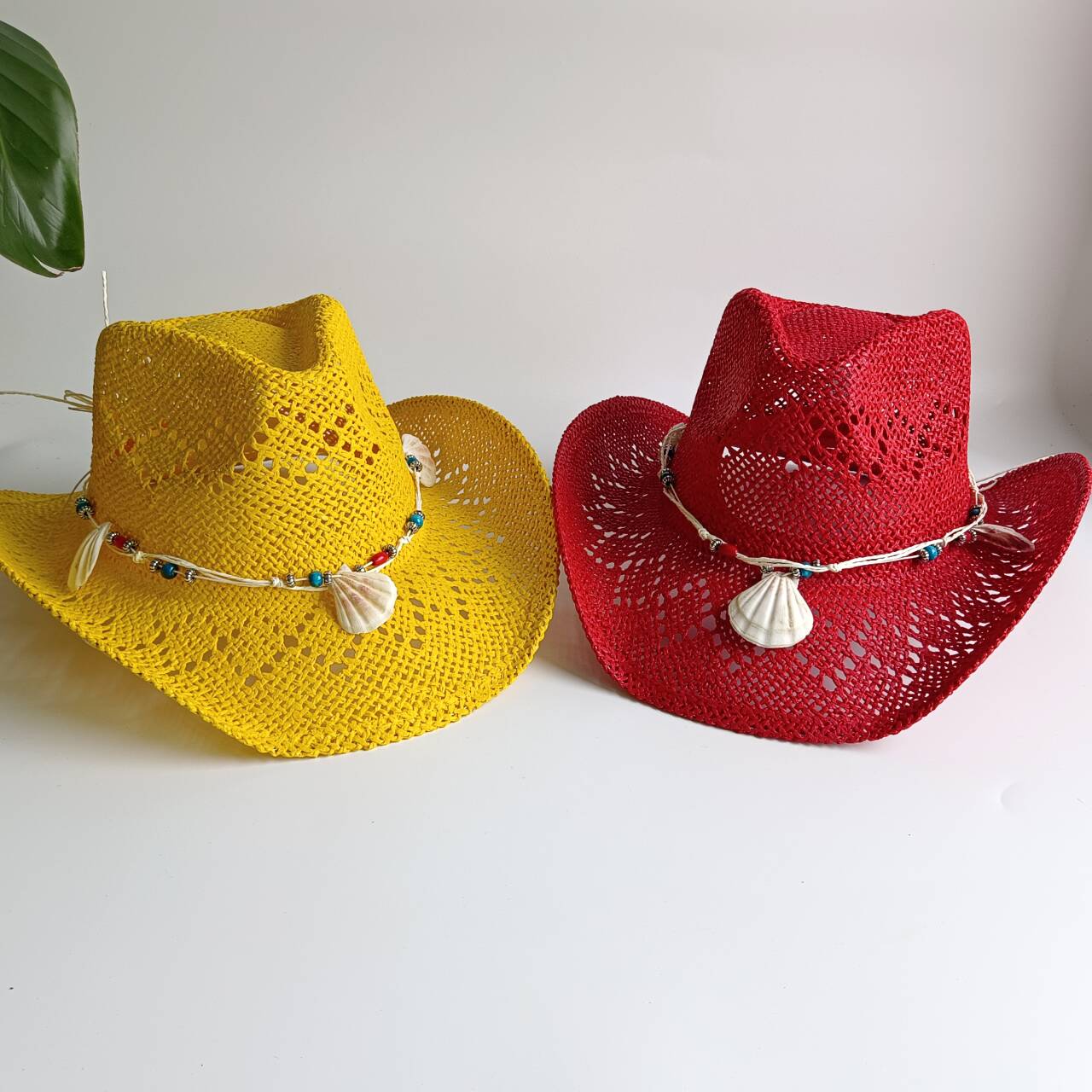 Cowboy Hat Straw - Ярко-желтые соломенные шляпы в ковбойском стиле